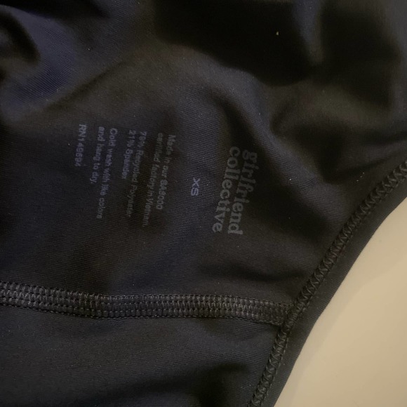 Girlfriend Collective Scoop Neck Sports Bra Black Size XS - Picture 6 of 6